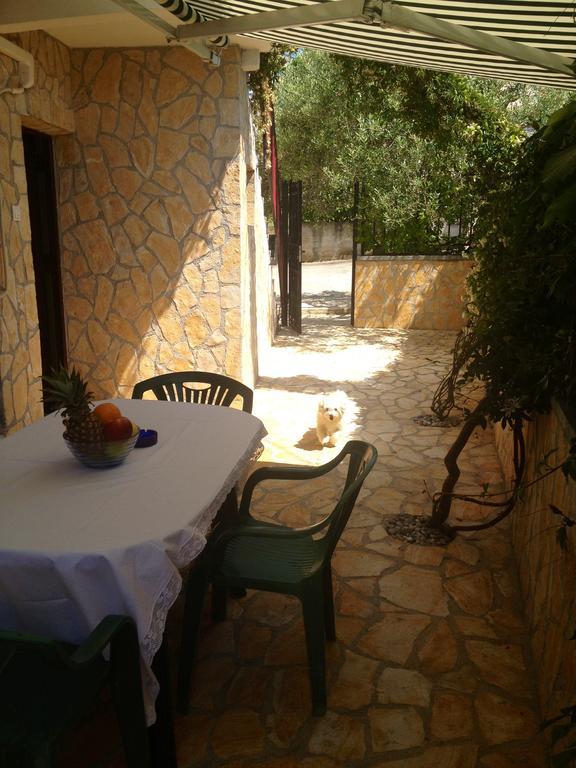 Apartment Nela Funtana Δωμάτιο φωτογραφία