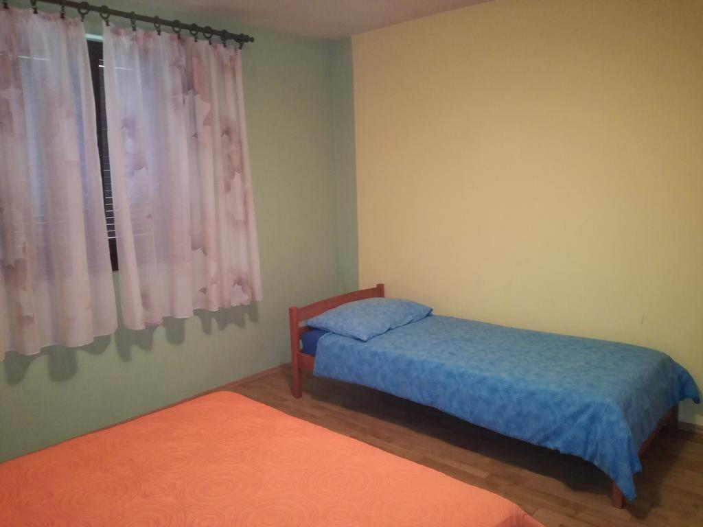 Apartment Nela Funtana Εξωτερικό φωτογραφία